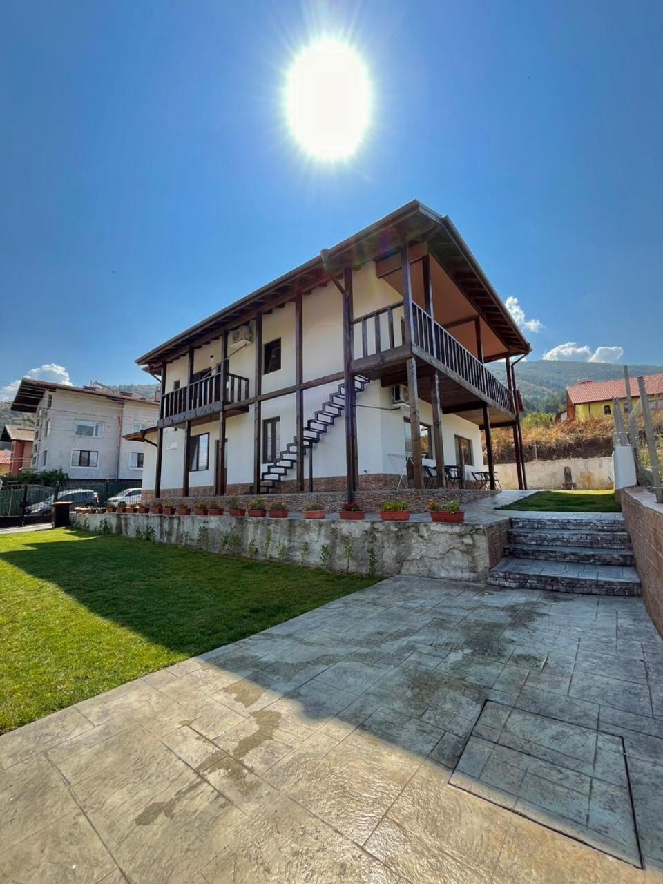 Villa Medi Boutique Saparewa Banja Zewnętrze zdjęcie